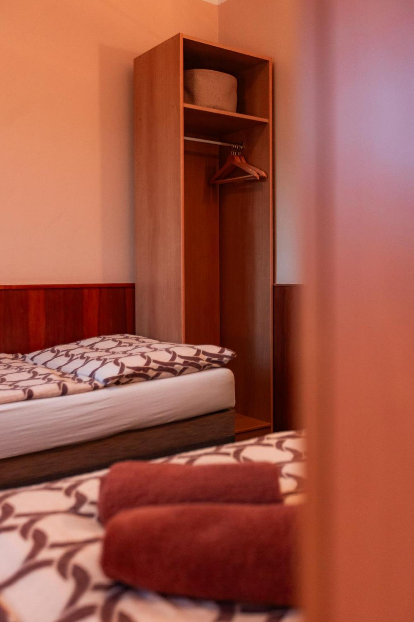 Hotel Rozkos Česká Skalice Værelse billede